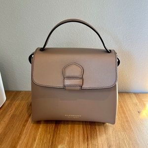 *LIKE NEW* Burberry Camberley Small Leather Tote